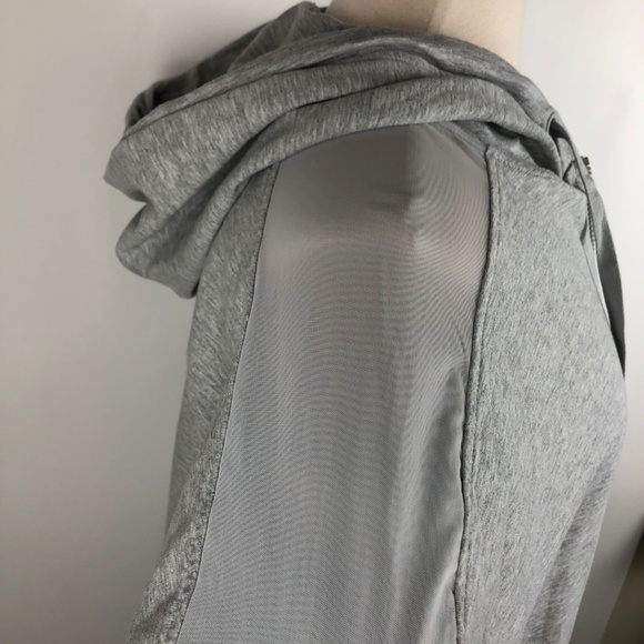 NEW VICTORIA SPORT M Short Sleeve Mesh Hoodie Gray - Picture 5 of 8